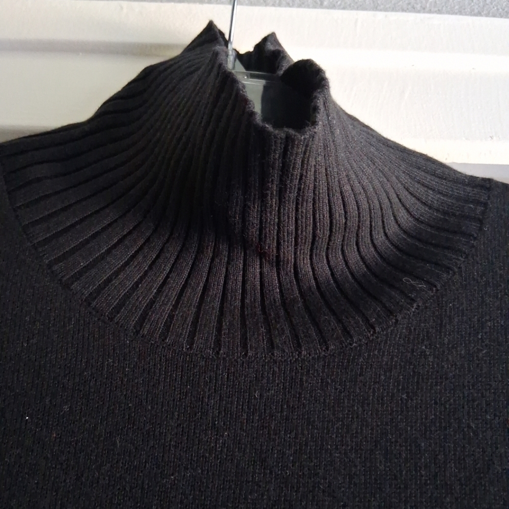 Lululemon "Softer Still" Cashmere Blend Dress Black M Athleisure FIRM - Picture 9 of 13